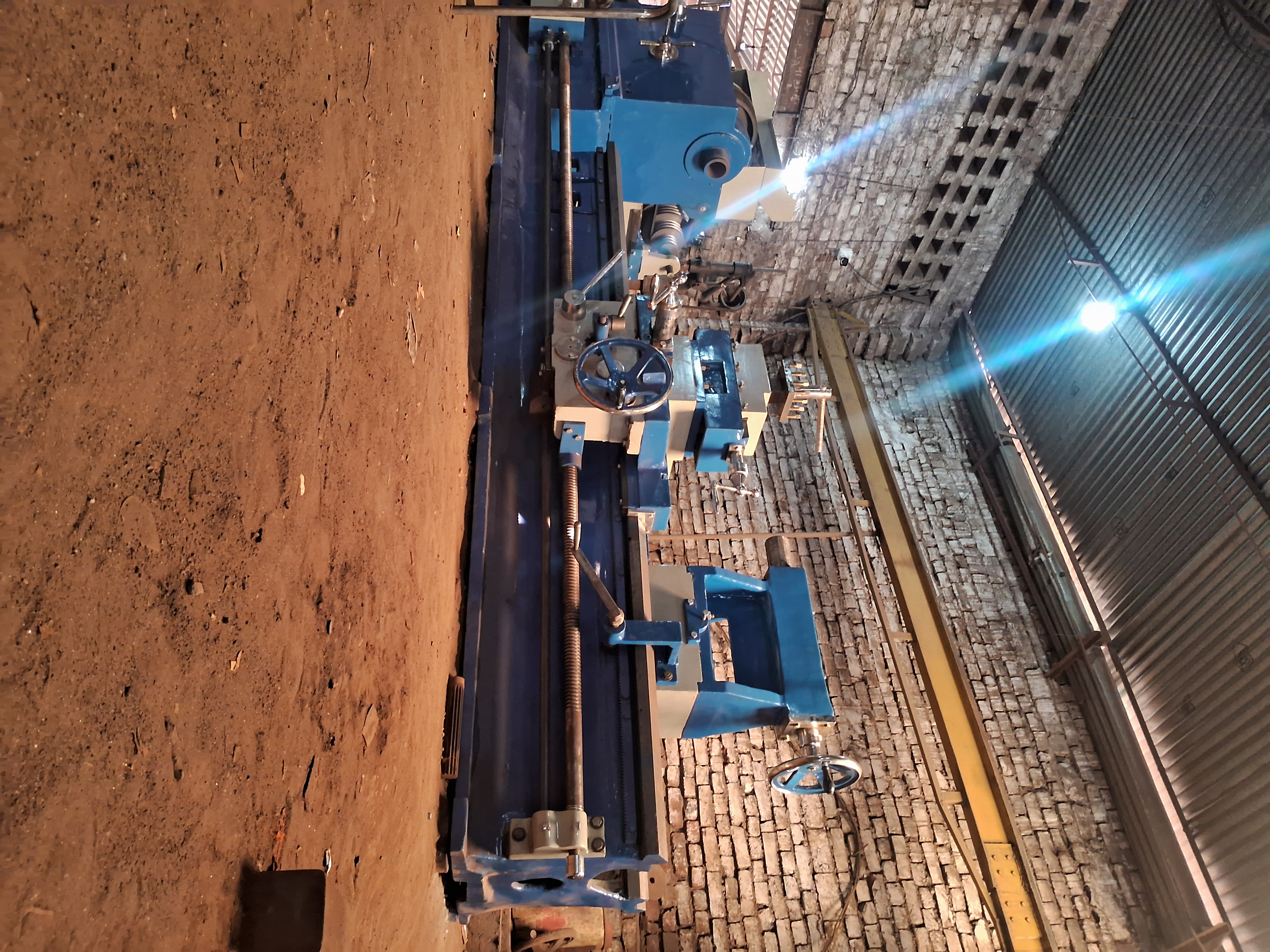 Heavy Duty Lathe Machine